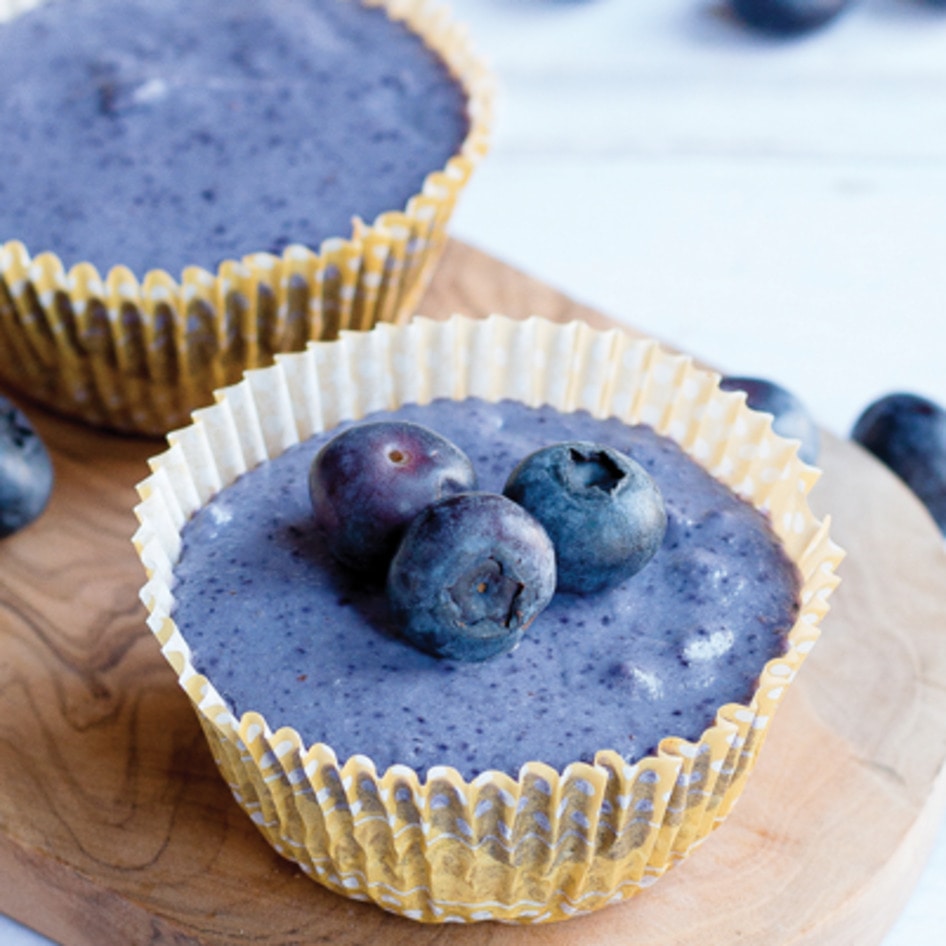 Mini Blueberry Raw Vegan Cheesecakes