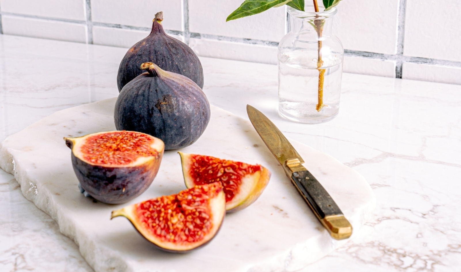 Are Figs Vegan? The Answer Is Not as Clear-Cut as You Might Think