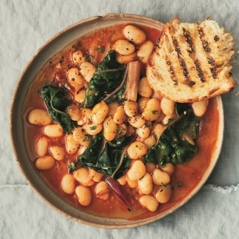 Shortcut Brothy Beans With Tomatoes and Garlic