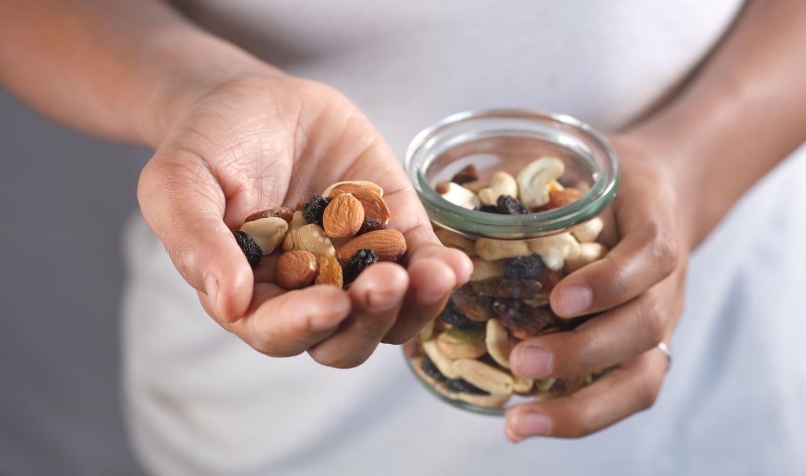 A Handful of Nuts Daily Could Reduce Depression Risk By 17 Percent, Study Finds