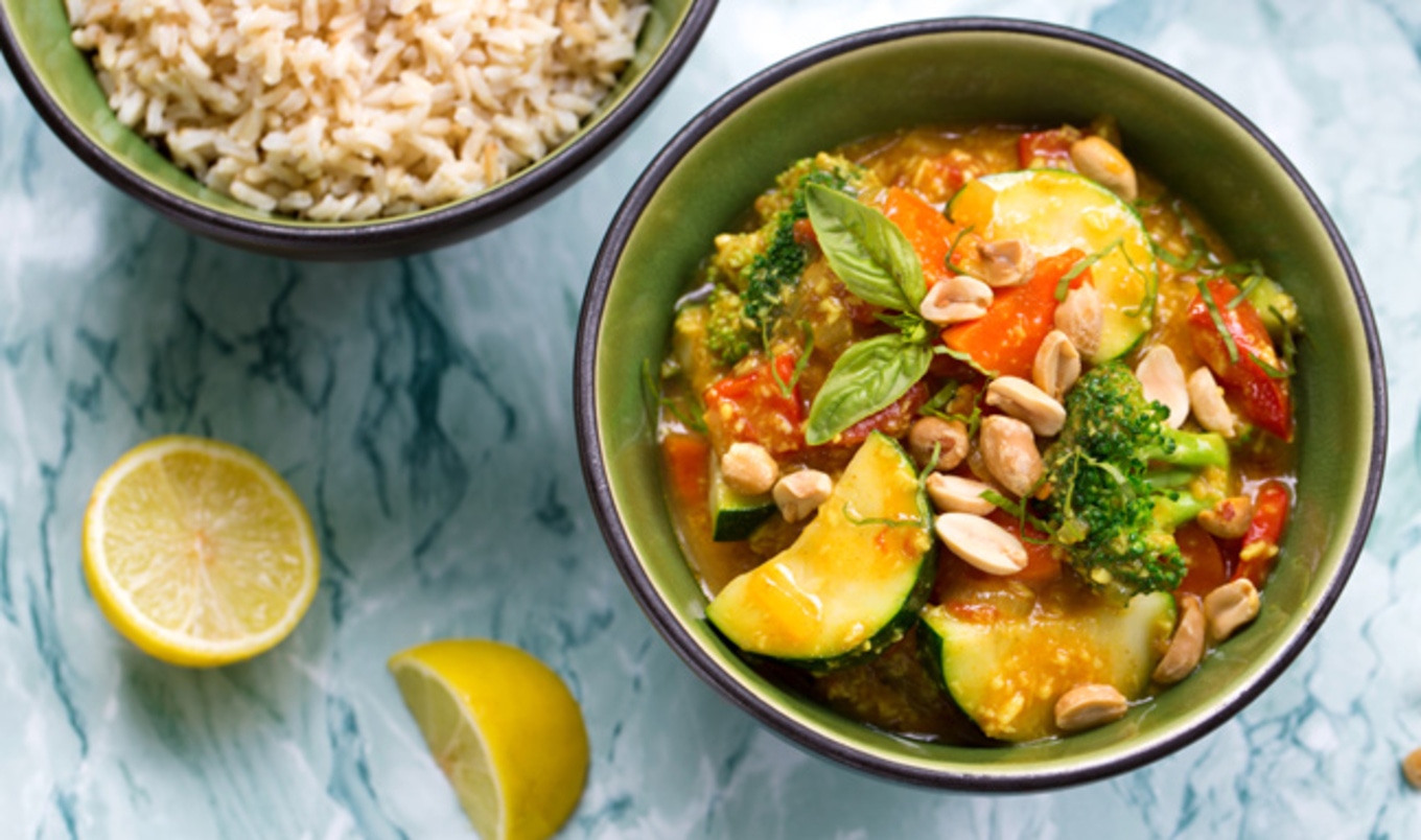 Thai Vegetable Peanut Coconut Curry