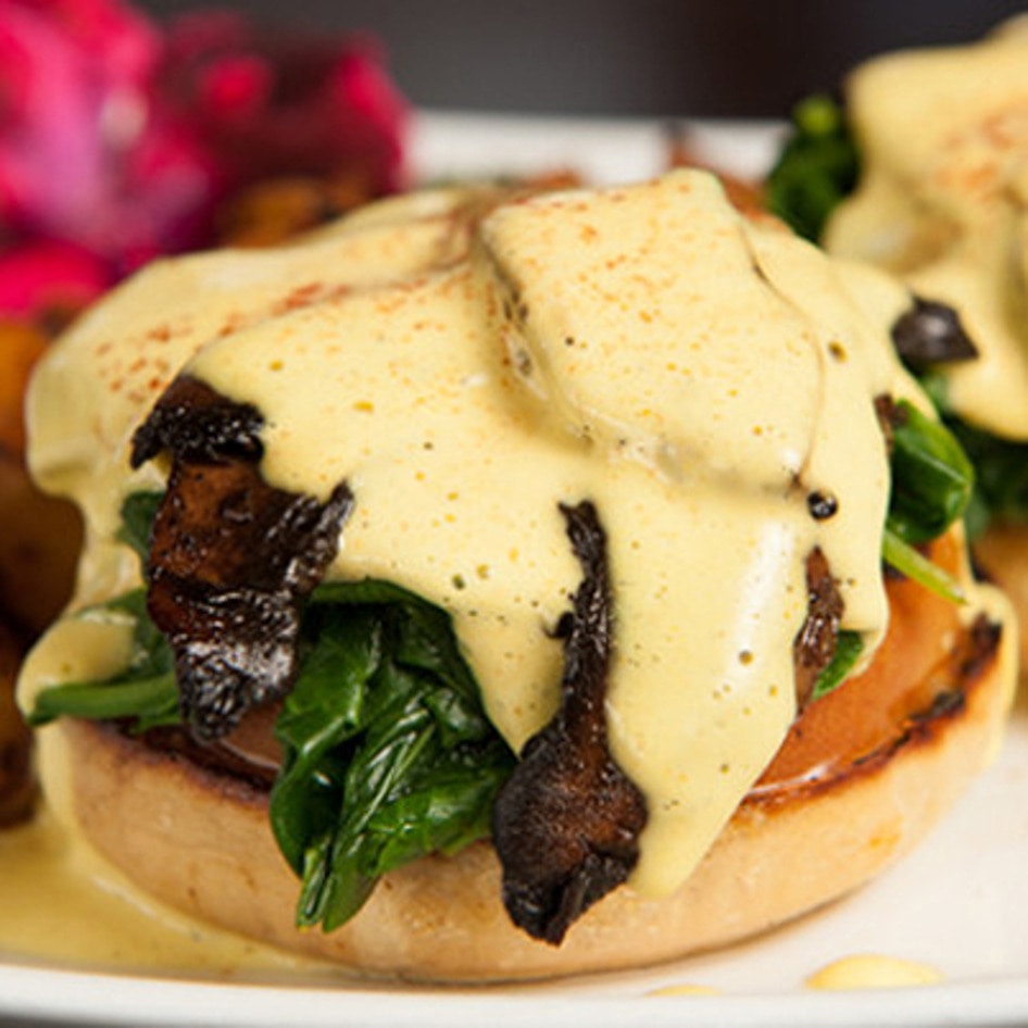 Easy, Four-Step Vegan Portabello Benedict
